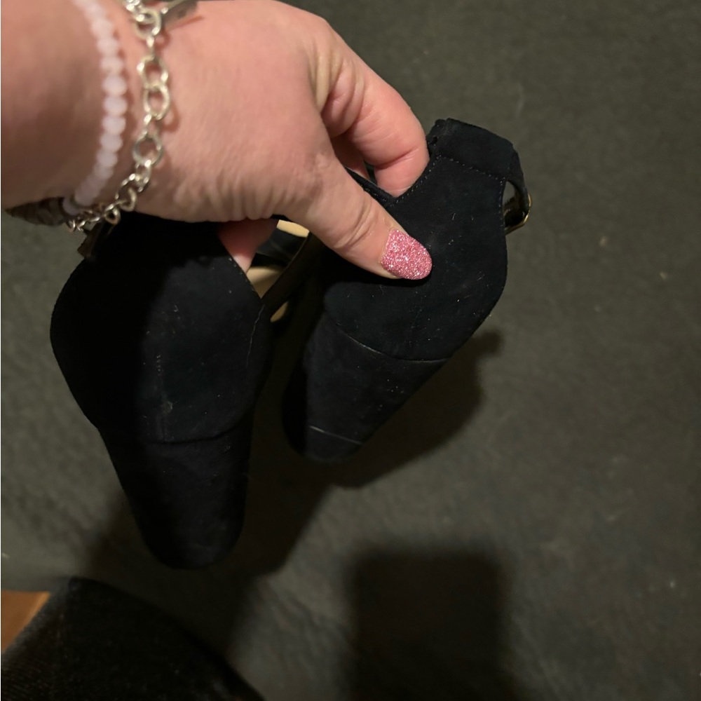 Black heels